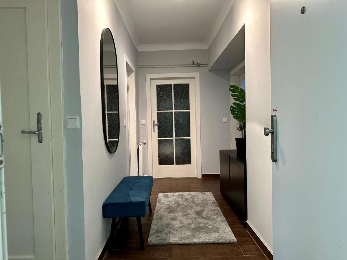 וינה Balcony Apartment, 1 Min To U1 Reumannplatz מראה חיצוני תמונה