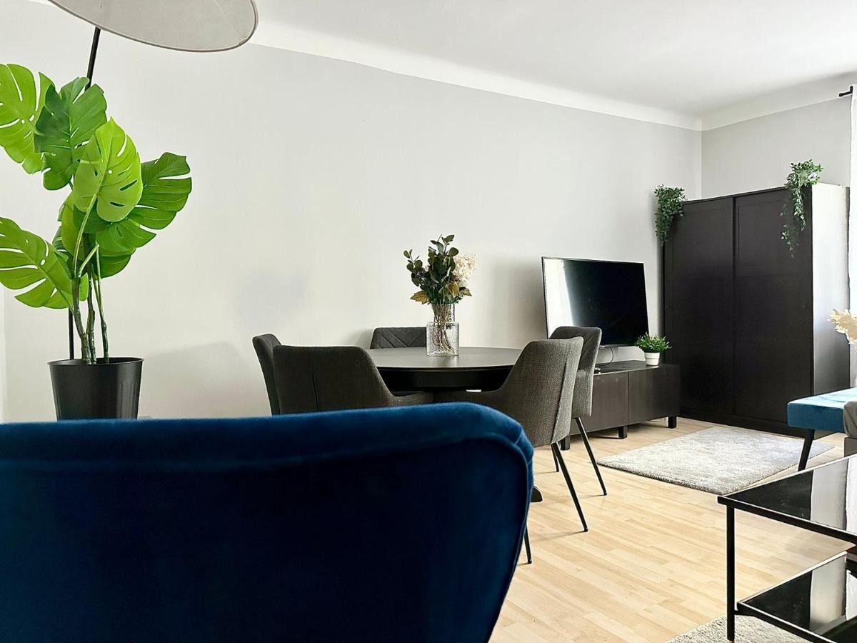וינה Balcony Apartment, 1 Min To U1 Reumannplatz מראה חיצוני תמונה
